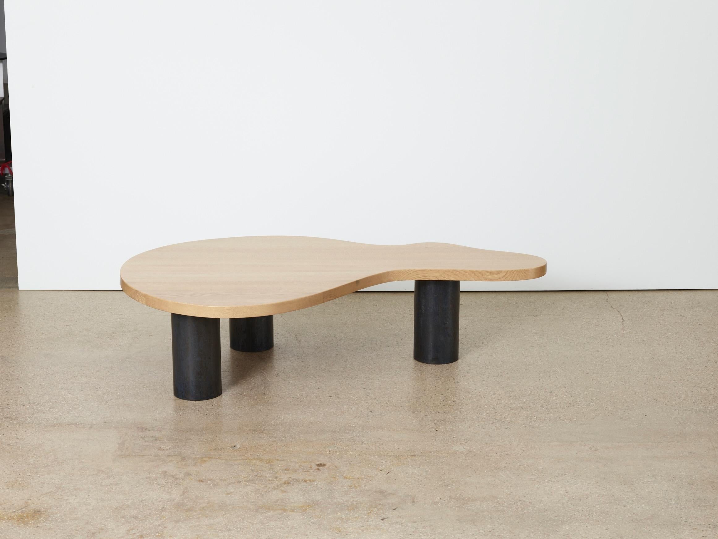 https://a.1stdibscdn.com/luca-table-small-for-sale-picture-5/f_99002/f_431532021736883384308/UBR_220919146012_master.JPEG
