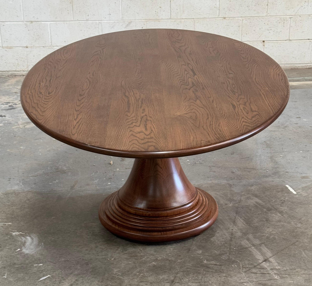 https://a.1stdibscdn.com/walnut-pedestal-dining-table-built-to-order-by-petersen-antiques-for-sale-picture-5/f_8065/f_446687221745240846005/UTF_8IMG_4900_master.jpeg