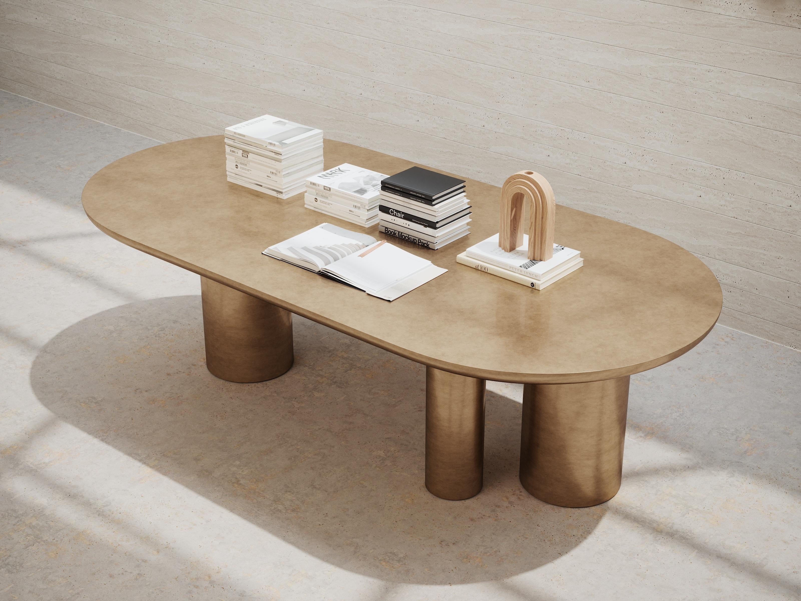 https://a.1stdibscdn.com/zeus-table-for-sale-picture-3/f_98852/f_412273121724774796784/Ultramobili_Table_Dining_Zeus_BR_04_0001300_master.jpg
