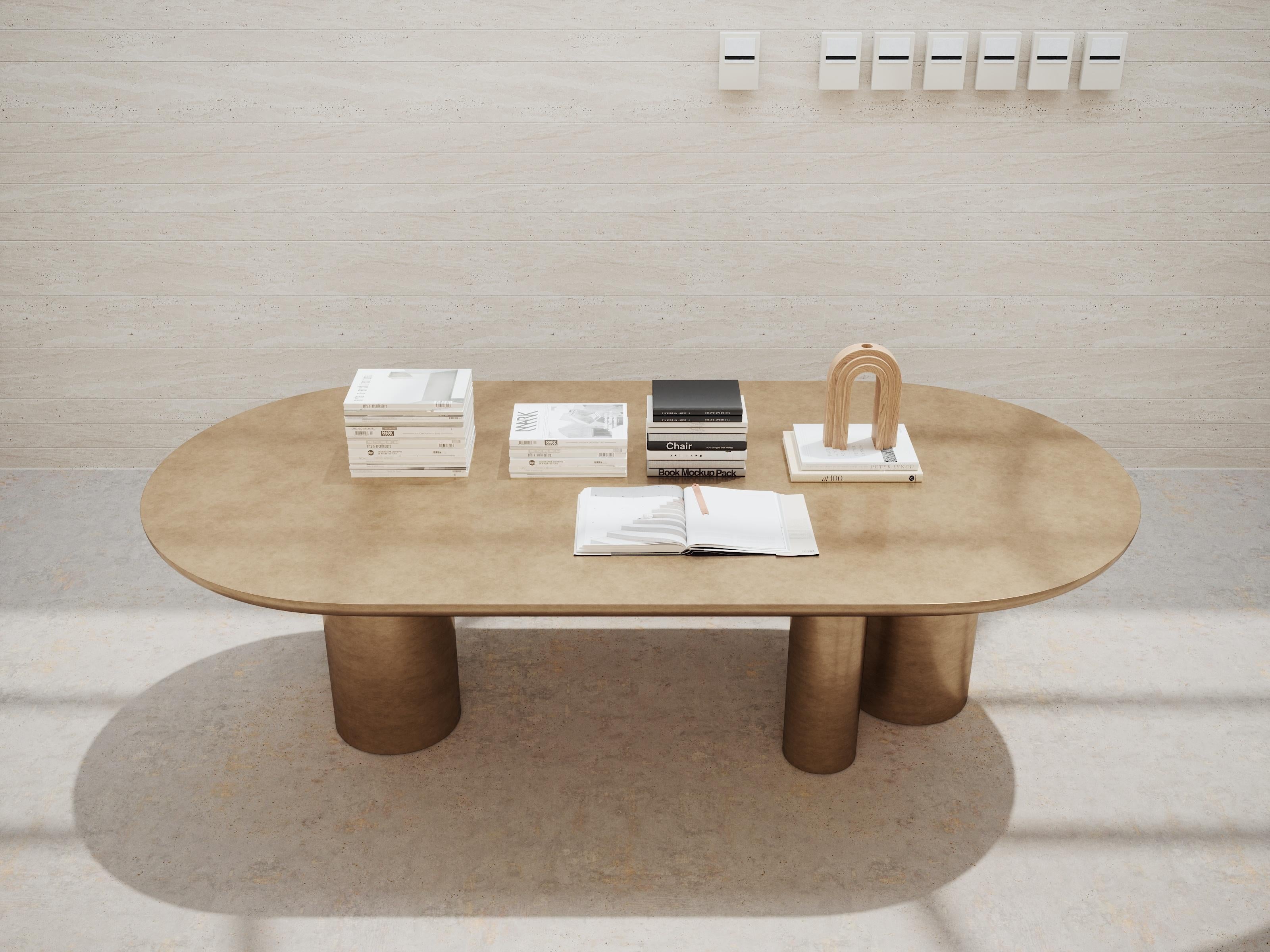 https://a.1stdibscdn.com/zeus-table-for-sale-picture-2/f_98852/f_412273121724774796618/Ultramobili_Table_Dining_Zeus_BR_04_0003300_master.jpg