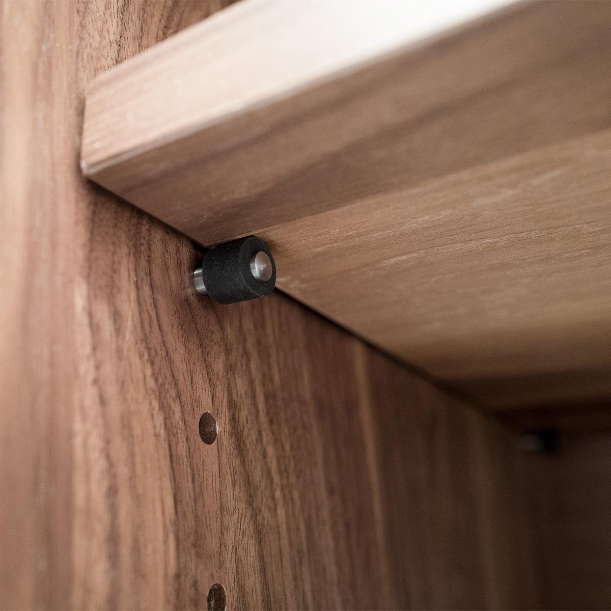 https://a.1stdibscdn.com/38-unison-for-sonos-vinyl-record-storage-stand-in-natural-walnut-for-sale-picture-8/f_27523/f_181405921582909446044/UnisonStainlessSteelPinDetail_master.jpg