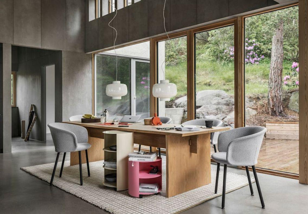 https://a.1stdibscdn.com/hem-bookmatch-dining-table-for-sale-picture-5/f_103602/f_473679021762221302615/Untitled_1136_x_790_px_1136_x_790_px__master.jpg