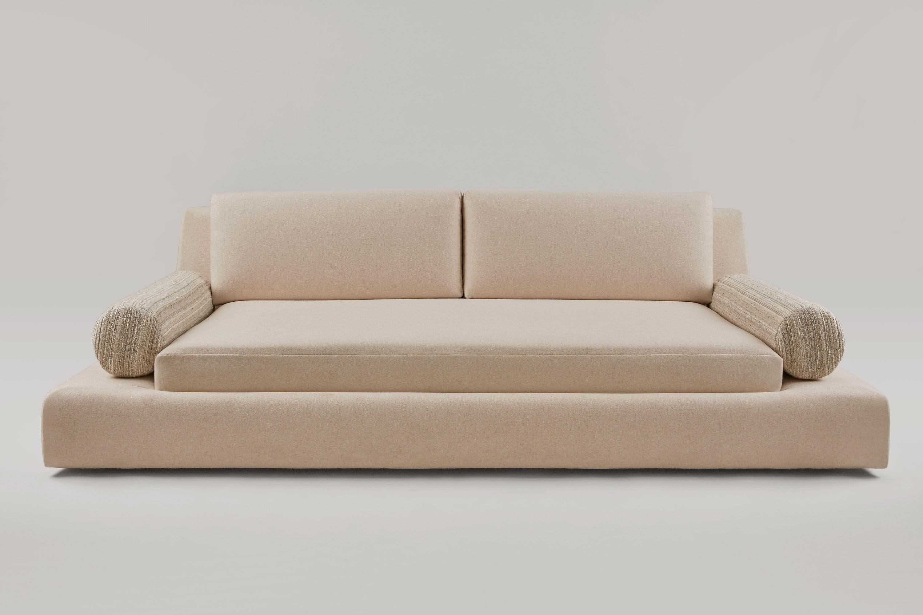 https://a.1stdibscdn.com/podium-sofa-for-sale-picture-4/f_96102/f_377731021704304921094/Untitled_1_master.jpg