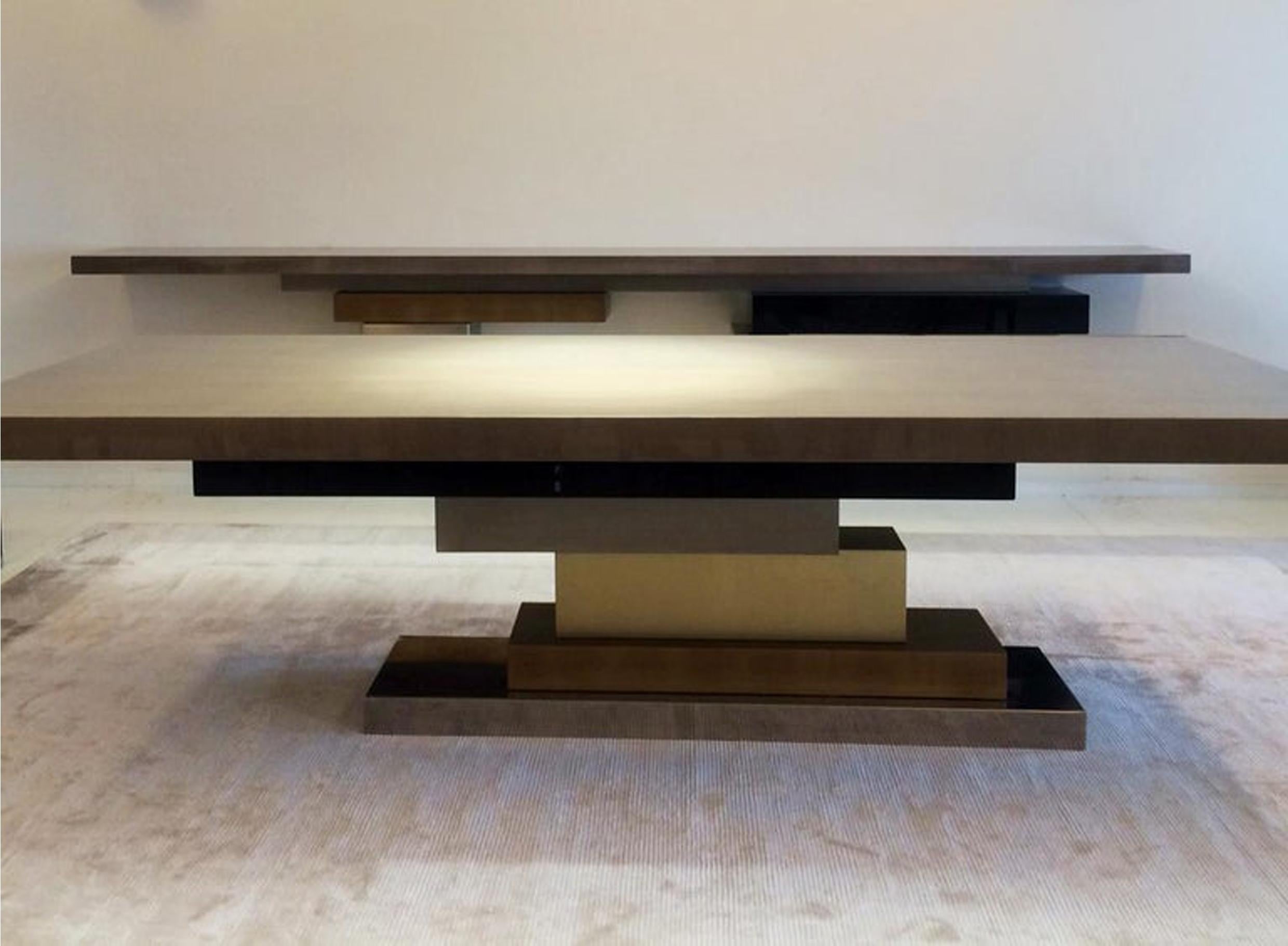 https://a.1stdibscdn.com/stratos-dining-table-from-the-stratos-line-by-gas-studio-for-sale-picture-4/f_50421/f_318277921671513709206/Untitled_2_master.jpg