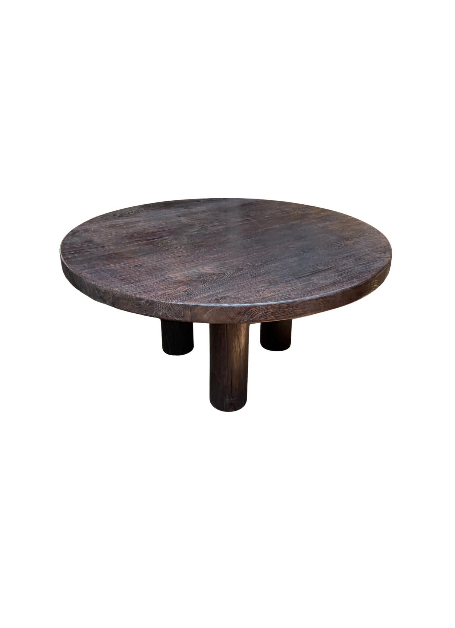 https://a.1stdibscdn.com/large-teak-wood-table-stunning-wood-textures-espresso-finish-modern-organic-for-sale-picture-3/f_58812/f_471452921761124523478/Untitled_Flyer_A4_2025_10_22T142926_079_master.jpg
