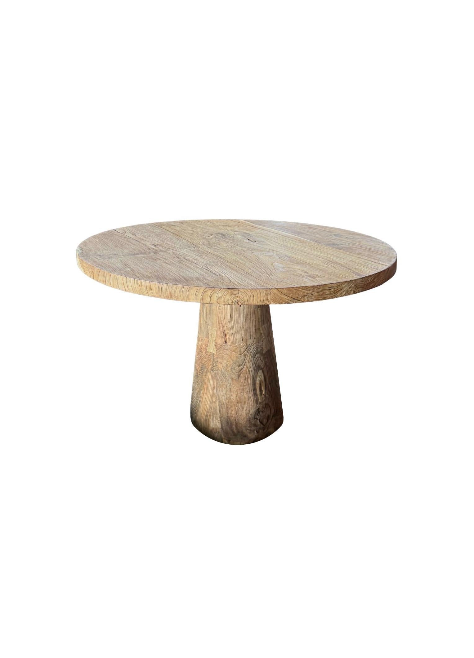 https://a.1stdibscdn.com/teak-wood-table-stunning-wood-textures-natural-finish-modern-organic-for-sale-picture-7/f_58812/f_474650821762784635135/Untitled_Flyer_A4_2025_11_10T165347_762_master.jpg