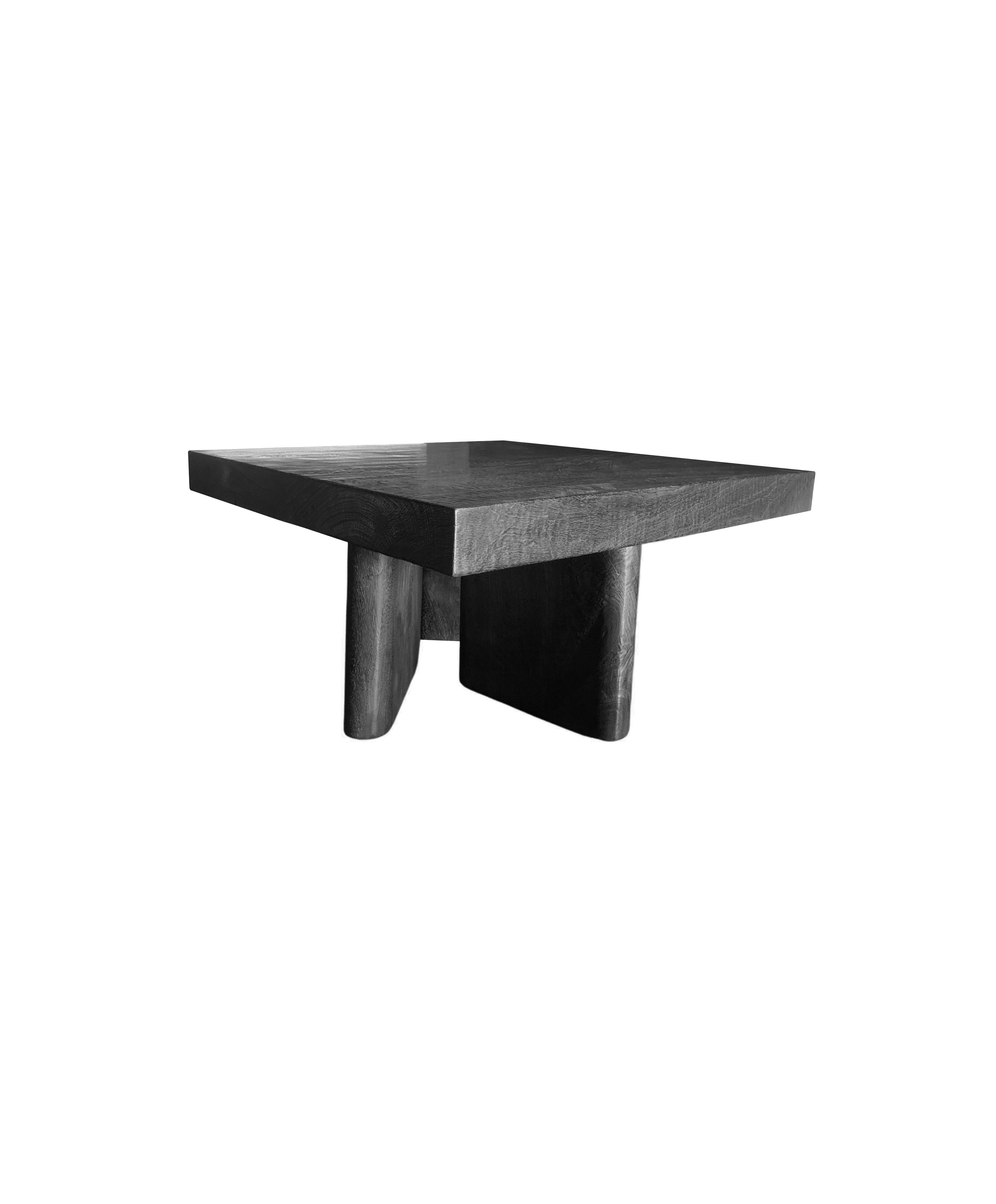 https://a.1stdibscdn.com/sculptural-mango-wood-table-burnt-finish-modern-organic-for-sale-picture-5/f_58812/f_306254021664452857237/Untitled_design_2022_09_24T184409_160_master.jpg