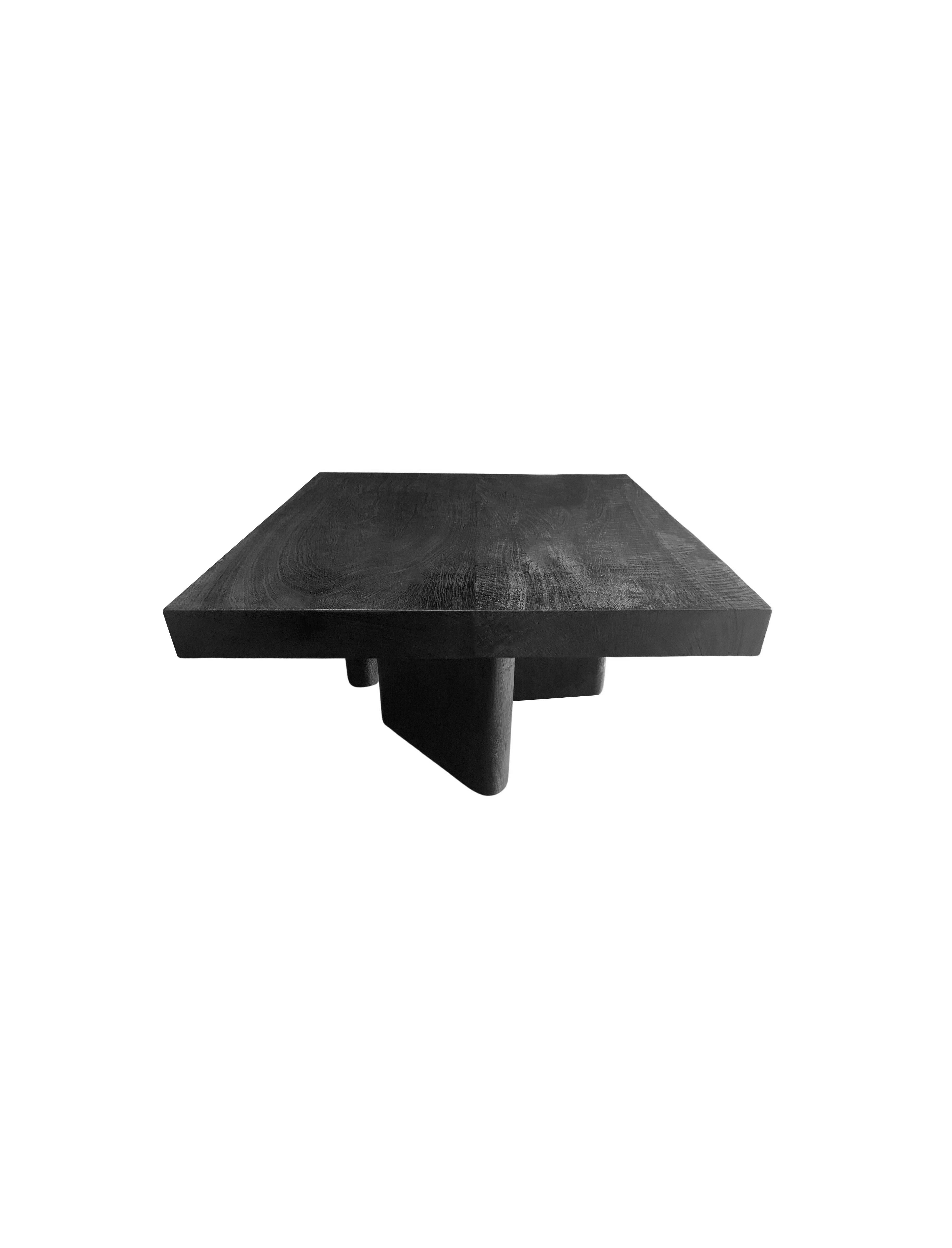 https://a.1stdibscdn.com/sculptural-mango-wood-table-burnt-finish-modern-organic-for-sale-picture-3/f_58812/f_306254021664452856132/Untitled_design_2022_09_24T193115_667_master.jpg