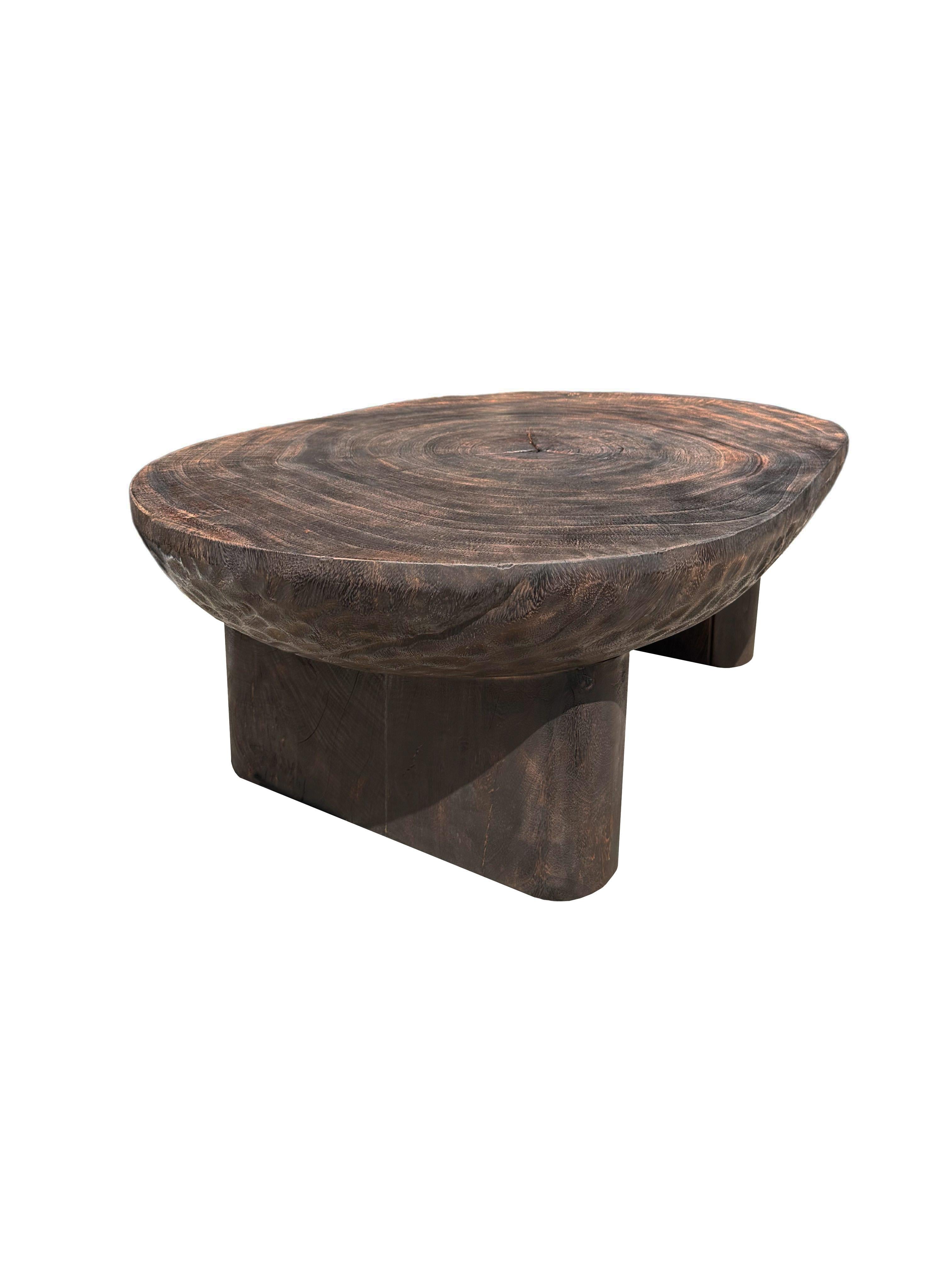 https://a.1stdibscdn.com/suar-wood-table-hand-hewn-detailing-espresso-finish-modern-organic-for-sale-picture-8/f_58812/f_353871221690257208277/Untitled_design_2023_07_24T185341_master.jpg