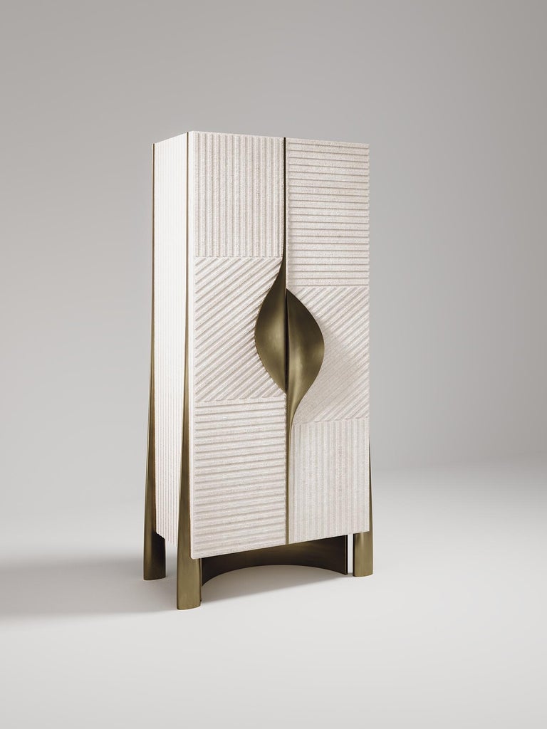 https://a.1stdibscdn.com/shagreen-vanity-cabinet-with-bronze-patina-brass-details-by-ry-augousti-for-sale-picture-4/f_45491/f_294306421656996542358/VANITY_D1_2A_master.jpg?width=768