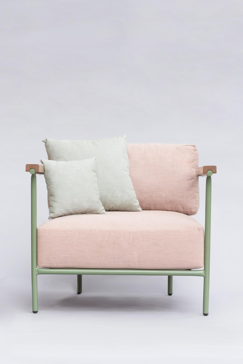 https://a.1stdibscdn.com/av-mexico-armchair-powder-coated-metal-and-fabric-contemporary-mexican-design-for-sale-picture-2/f_38111/f_192677621595373986333/VERANO_FONDO_GRIS_6_master.jpg