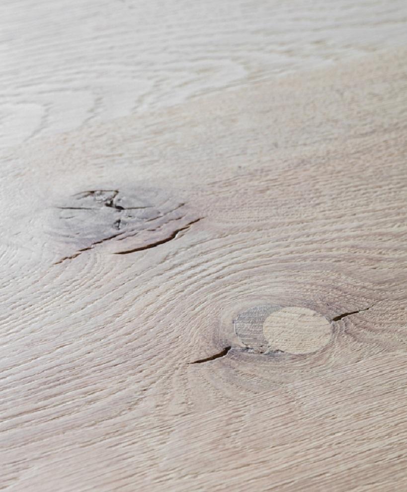 https://a.1stdibscdn.com/16-5-handcrafted-dining-table-offered-in-rough-oak-for-sale-picture-11/f_27693/f_321737121673455820220/VIR_table_detail_3_master.jpeg
