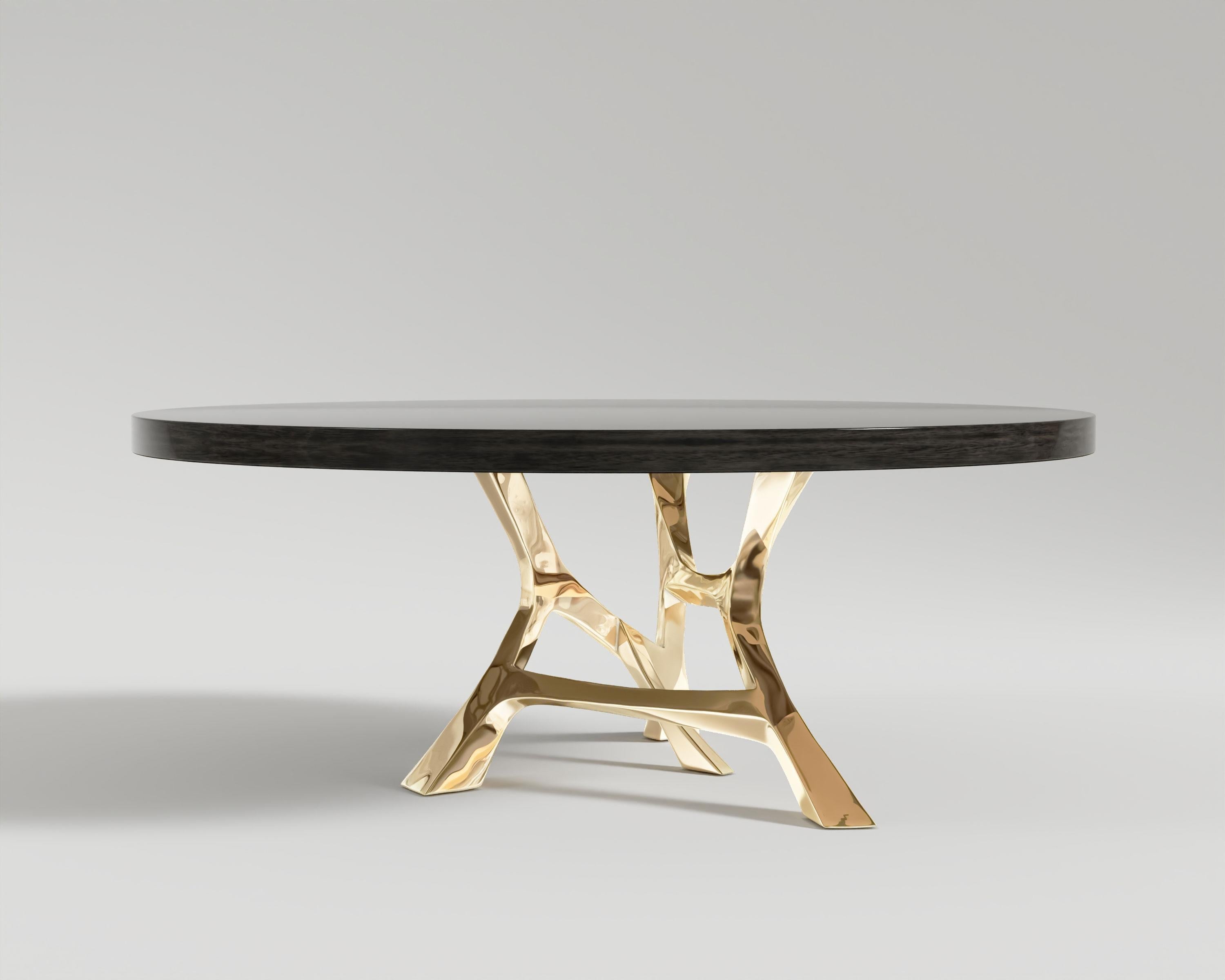 https://a.1stdibscdn.com/vena-round-polished-bronze-dining-table-by-palena-furniture-for-sale-picture-3/f_12192/f_484110721768919066196/Vena_Round_Dining_Table_Polished_Bronze_Black_Lacquer_Top_3__master.jpg