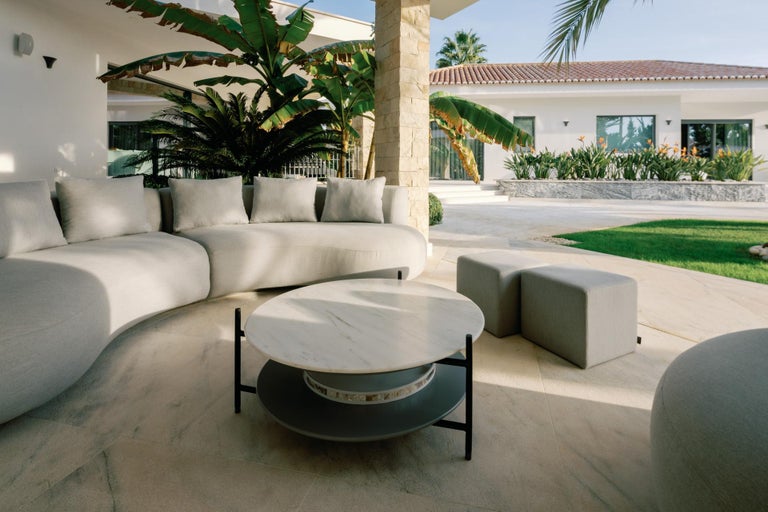 https://a.1stdibscdn.com/modern-twins-outdoors-sofa-dedar-libertino-velvet-handmade-portugal-greenapple-for-sale-picture-4/f_53532/f_280525221753711636132/Vilamoura052_master.jpeg?width=768