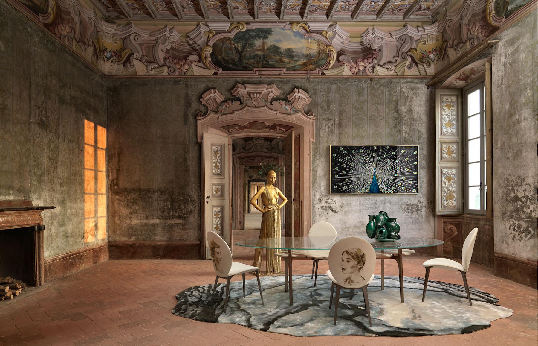 https://a.1stdibscdn.com/visionnaire-astrid-padded-chair-with-domenico-grenci-painting-for-sale-picture-7/f_51382/f_273166621644513004849/Villa_master.jpg