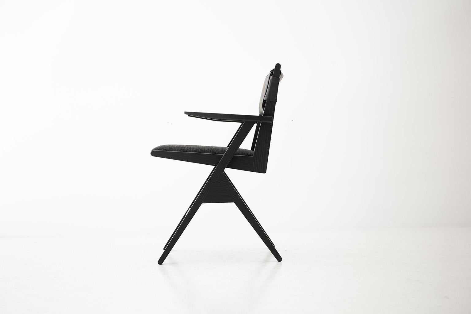 https://a.1stdibscdn.com/vita-modern-dining-chair-for-sale-picture-3/f_9720/f_283235721650481087004/Vita_Modern_Dining_Chair_03_master.jpg