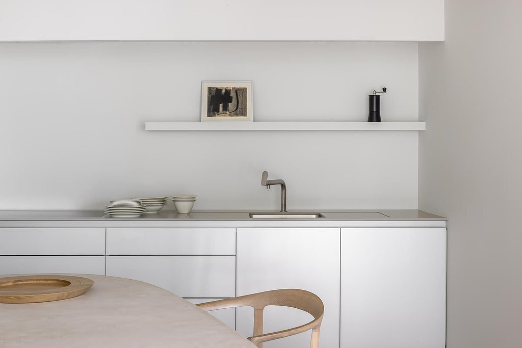 https://a.1stdibscdn.com/asami-dining-table-by-kasanai-for-sale-picture-6/f_12192/f_391074921712085905877/_W0I0212_HDR_master.jpg