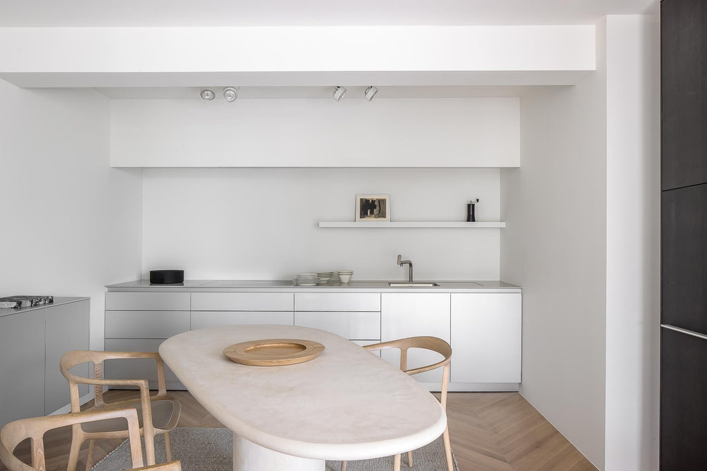 https://a.1stdibscdn.com/asami-dining-table-by-kasanai-for-sale-picture-7/f_12192/f_391074921712085906091/_W0I0218_HDR_master.jpg