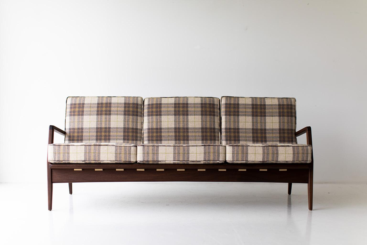 https://a.1stdibscdn.com/craftassociates-sofa-peabody-danish-modern-sofa-walnut-slatted-for-sale-picture-8/f_9720/f_372920521701199826241/W1202759_master.jpg