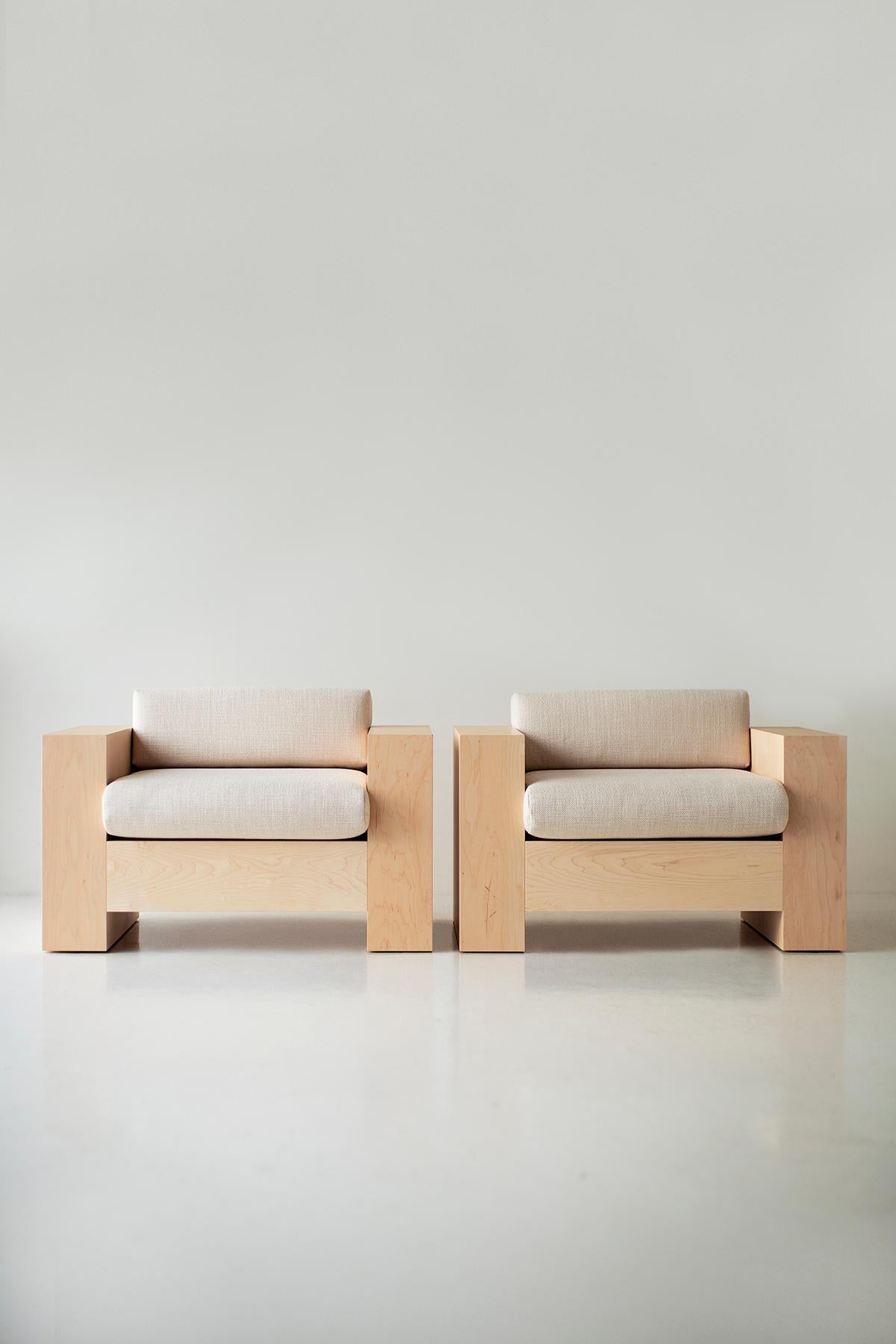 https://a.1stdibscdn.com/bertu-arm-chair-modern-mondo-arm-chair-maple-for-sale-picture-10/f_9720/f_438989121741118262471/W4581354_master.jpg