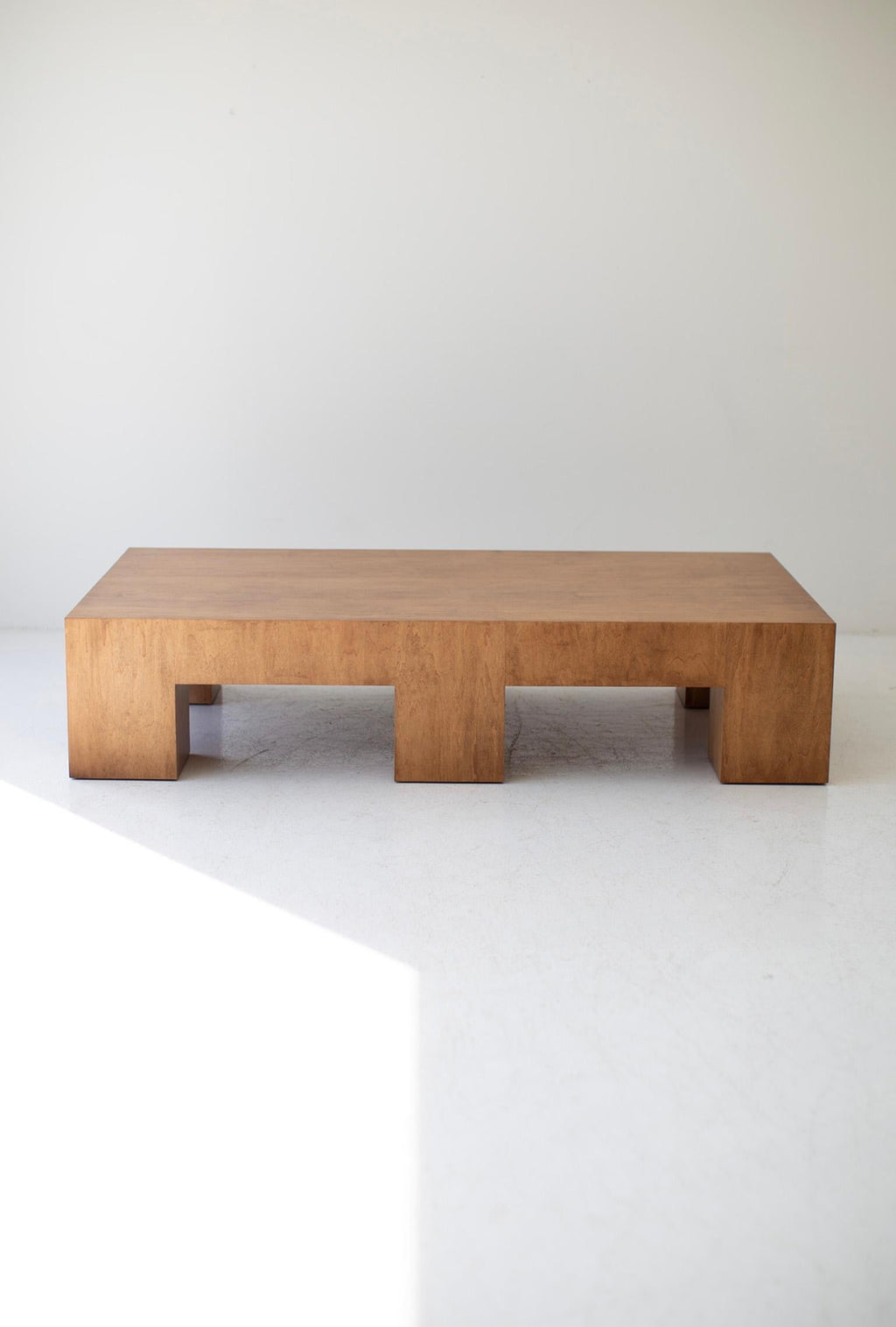 https://a.1stdibscdn.com/bertu-coffe-table-large-modern-coffee-table-maple-veneer-mondo-for-sale-picture-9/f_9720/f_338118821681491400094/W5739578_master.jpg