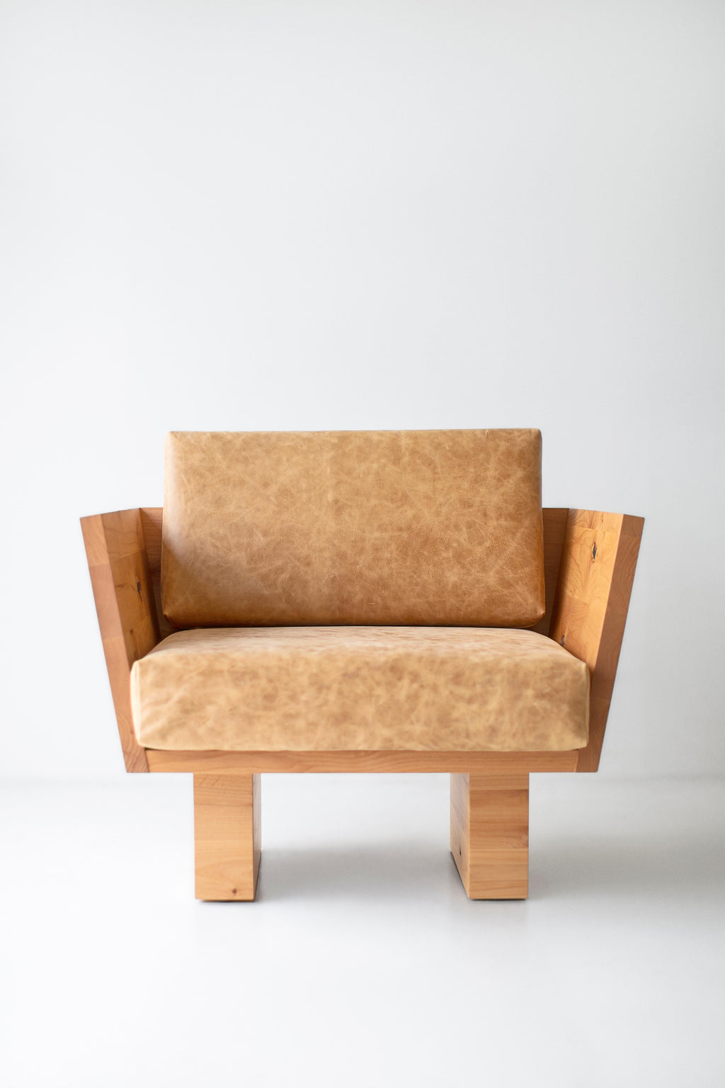 https://a.1stdibscdn.com/bertu-arm-chair-suelo-modern-leather-arm-chair-alder-natural-for-sale-picture-9/f_9720/f_465307121756998880534/W5830188_master.jpg