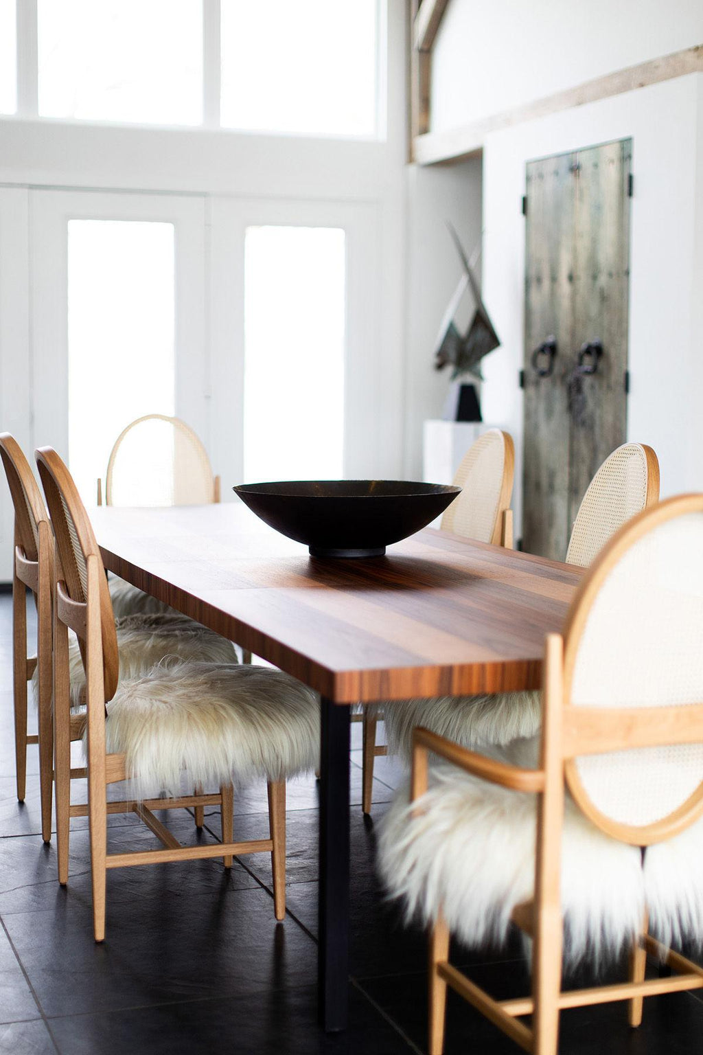 https://a.1stdibscdn.com/craft-associates-dining-table-baughman-modern-dining-table-striped-top-for-sale-picture-9/f_9720/f_394892621714413325409/W8588559_master.jpg