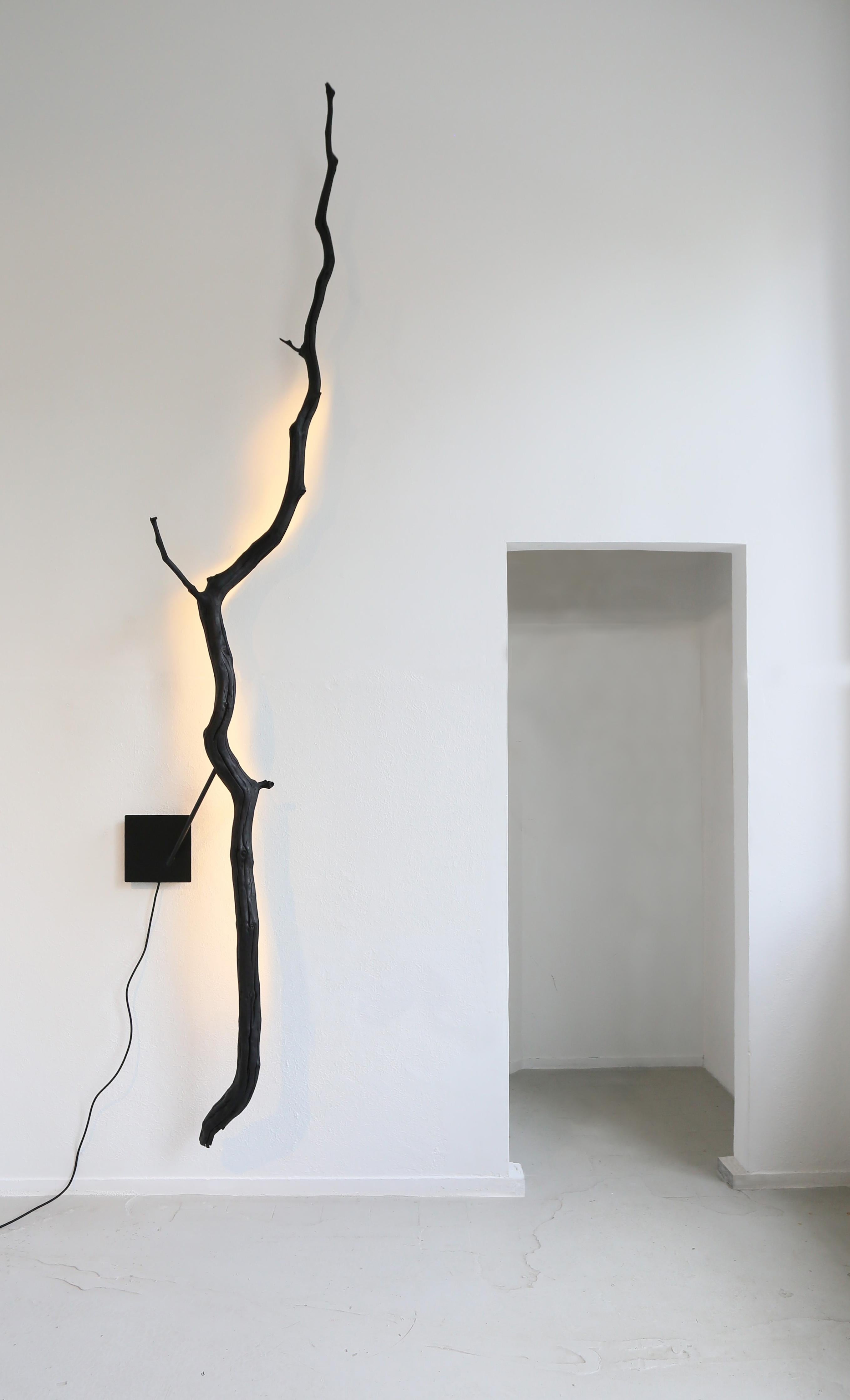 https://a.1stdibscdn.com/unique-burning-ego-wall-lamp-by-win-verzantvoort-for-sale-picture-3/f_12192/f_320459021672844587165/WDSTCK_Burning_Ego_wall_Wim_Verzantvoort_03_master.jpg