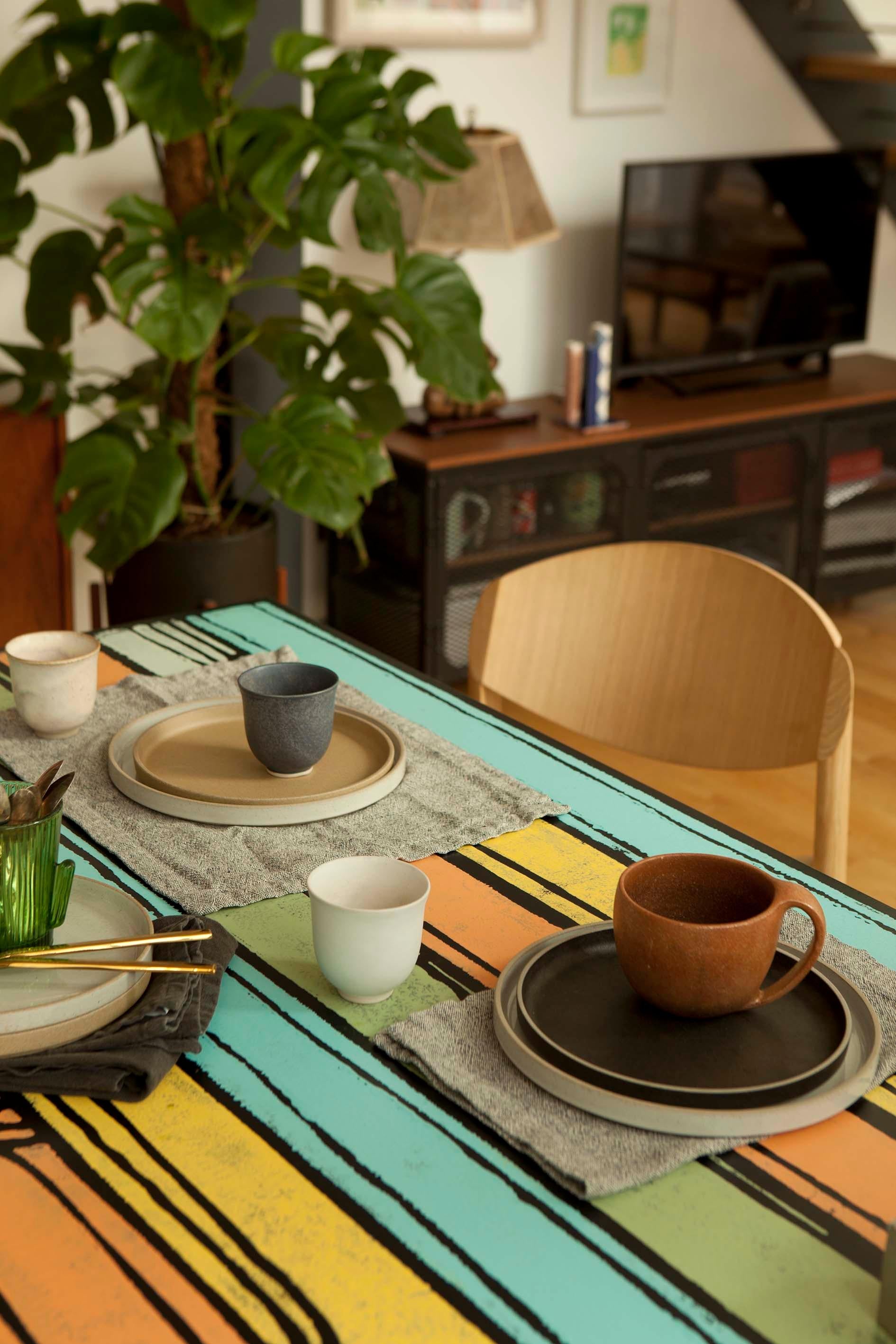 https://a.1stdibscdn.com/established-sons-wrongwood-dining-table-by-richard-woods-sebastian-wrong-for-sale-picture-9/12330573/f_155244111563452407860/WRONGWOODS_TABLE_palm_springs_6266_R_Woods_and_S_Wrong_2017_EstablishedandSons_JamesChampion_Lifestyle_02_72dpi_master.jpg