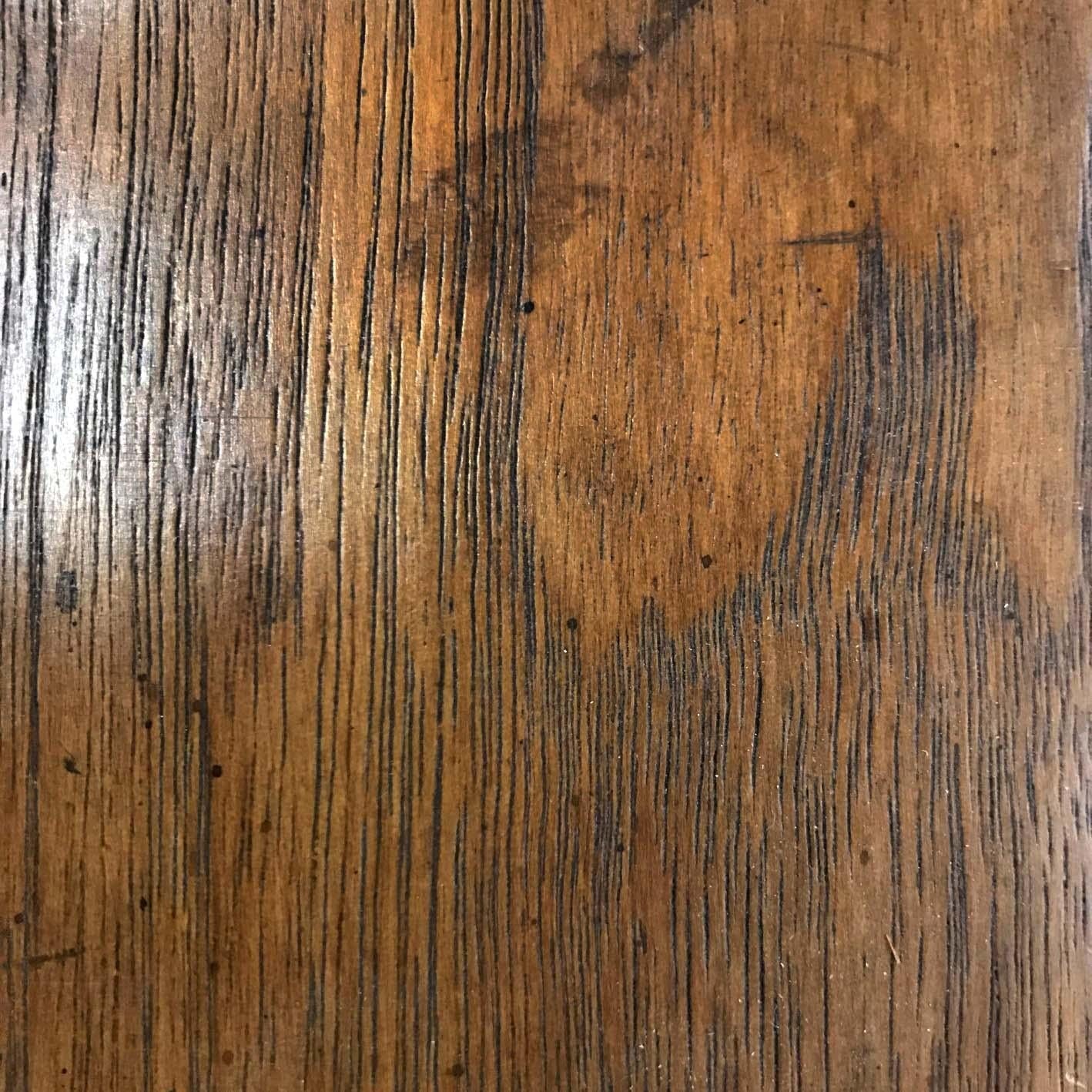 https://a.1stdibscdn.com/dos-gallos-custom-oval-wine-tasting-table-for-sale-picture-7/f_7978/f_468130821759776878040/Walnut_1_master.jpg