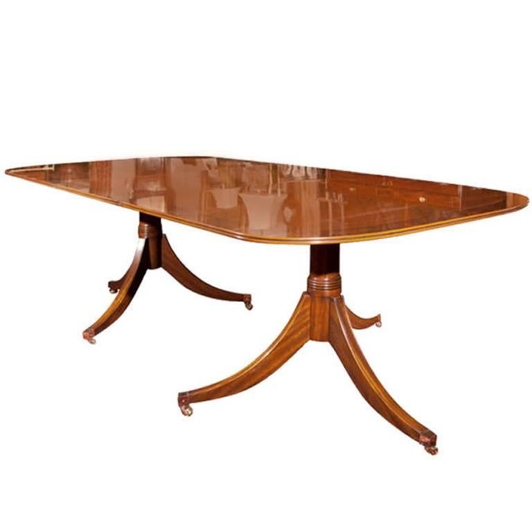 https://a.1stdibscdn.com/archivesE/upload/1722654/f_4569521475778403731/Walnut_Dining_Table_master.jpg