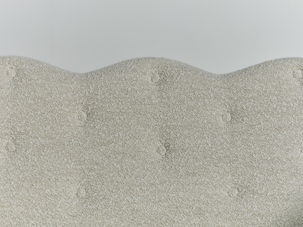 https://a.1stdibscdn.com/wavy-back-sofa-upholstered-in-lelievre-wool-boucle-for-sale-picture-8/f_22593/f_486201321770049893926/Wavy_Back_Sofa_0153_11_25_master.jpg