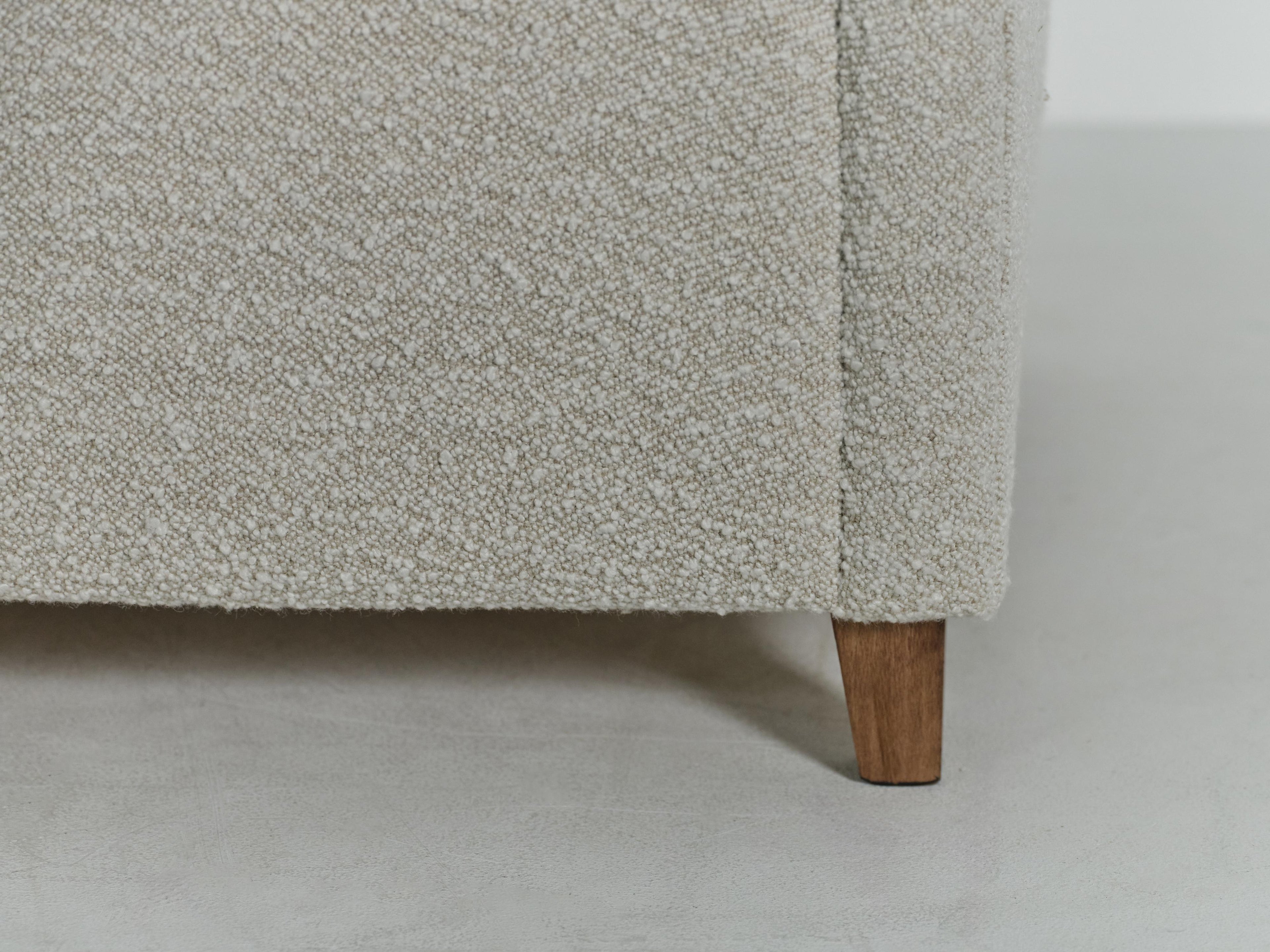 https://a.1stdibscdn.com/wavy-back-sofa-upholstered-in-lelievre-wool-boucle-for-sale-picture-6/f_22593/f_486201321770049857058/Wavy_Back_Sofa_0156_11_25_master.jpg