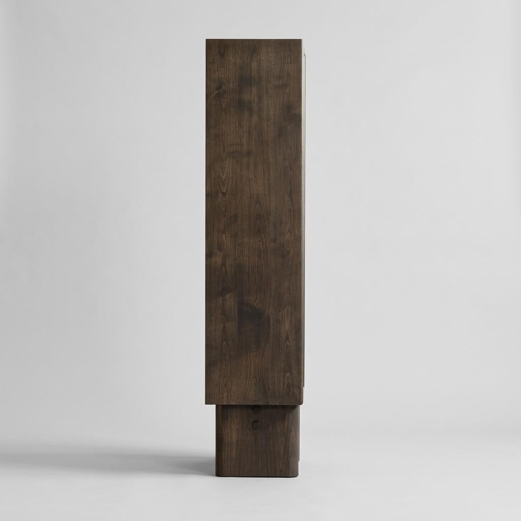 https://a.1stdibscdn.com/cabinet-from-ringvide-weave-frame-tall-smoked-oak-wood-natural-oil-for-sale-picture-4/f_32901/f_492882721773909066708/Weave_Frame_Tall_smoked_side_master.jpeg
