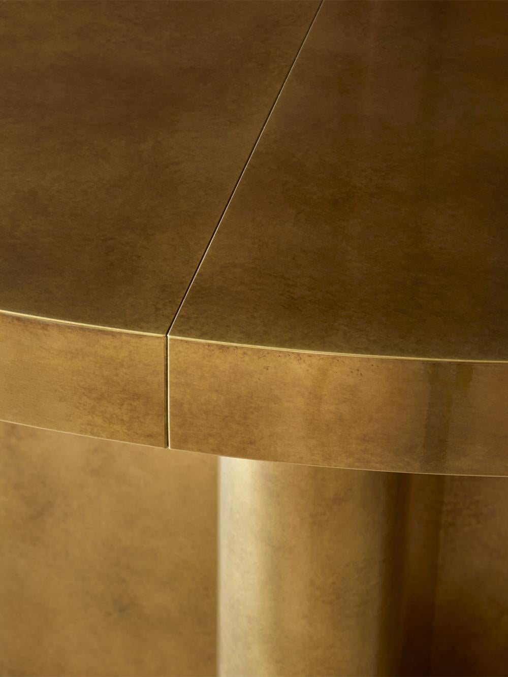 https://a.1stdibscdn.com/rupert-bevan-cyrus-dining-table-for-sale-picture-3/f_95862/f_447252221759828358378/Web_cyrus_dining_table_detail_master.jpg