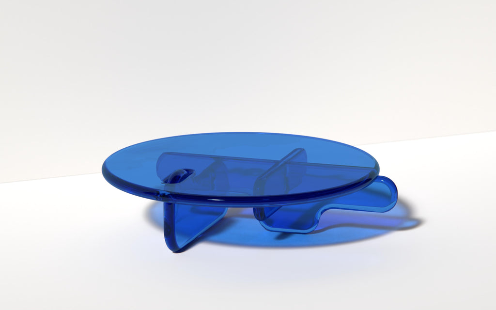 https://a.1stdibscdn.com/plump-round-coffee-table-in-tan-translucent-polyurethane-resin-by-ian-cochran-for-sale-picture-6/f_55372/f_461809621754592709710/Website_Renderings_0183_master.jpg
