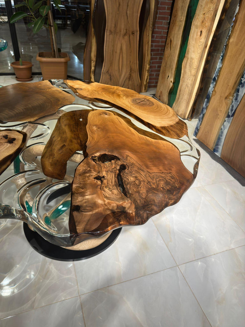 https://a.1stdibscdn.com/custom-clear-epoxy-resin-modern-wooden-dining-table-for-sale-picture-9/f_91932/f_368114621698397801963/WhatsApp_Image_2023_02_06_at_11_16_22_master.jpeg