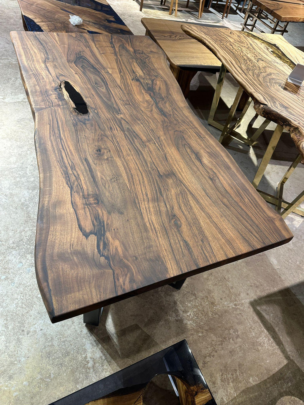 https://a.1stdibscdn.com/brown-walnut-wood-conferance-live-edge-table-handcrafted-modern-wood-table-for-sale-picture-3/f_91932/f_454258121749738676301/WhatsApp_Image_2024_12_05_at_12_57_46_2__master.jpeg