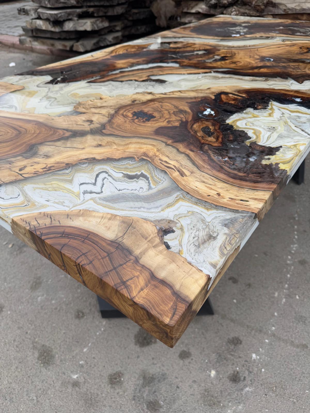 https://a.1stdibscdn.com/extraordinary-white-onix-marble-design-epoxy-resin-dining-table-by-tinella-for-sale-picture-7/f_91932/f_431894121737105473232/WhatsApp_Image_2025_01_17_at_12_11_03_master.jpeg