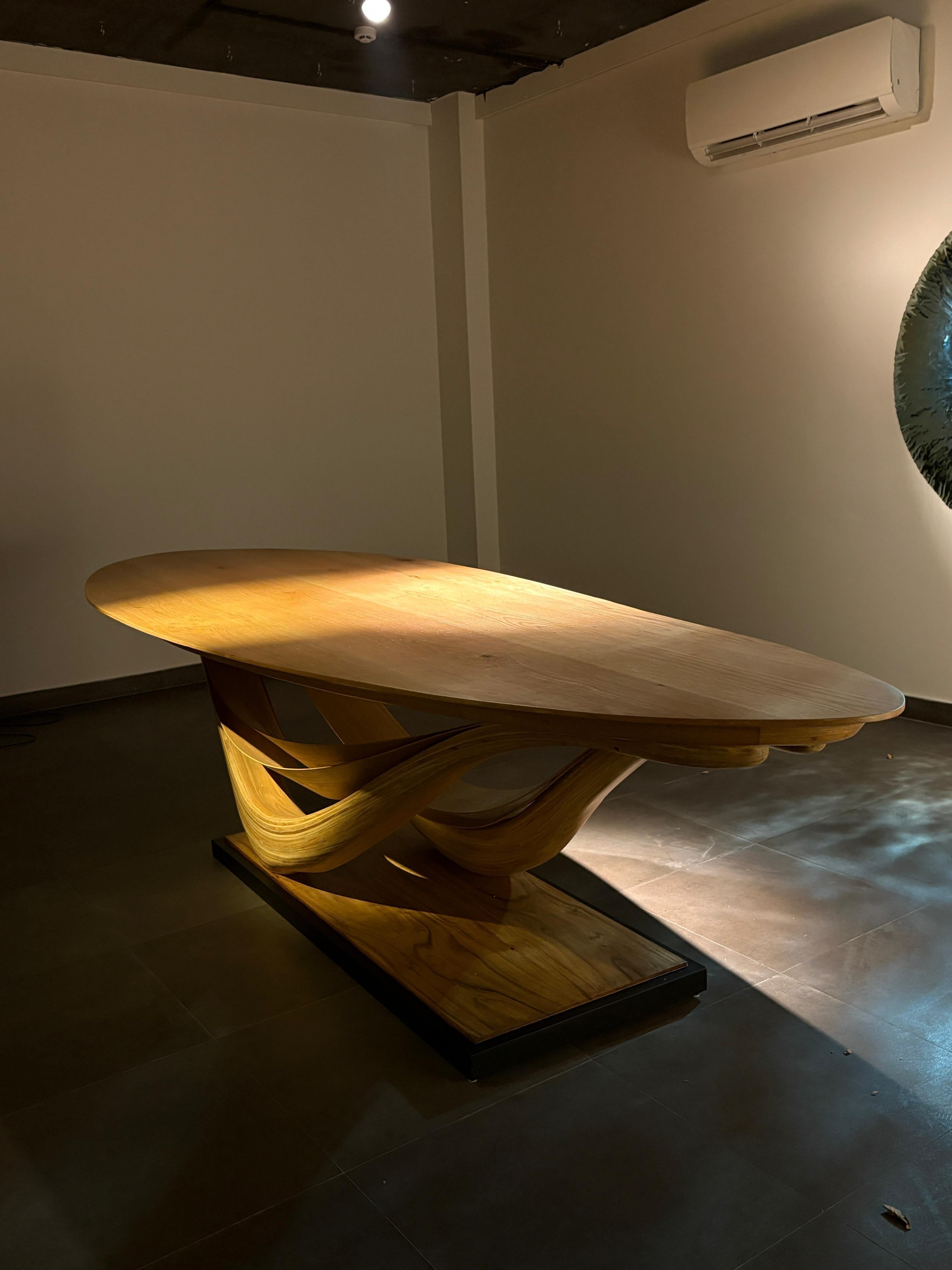 https://a.1stdibscdn.com/dining-table-no-3-fluentum-series-bent-red-oak-wood-by-raka-studio-for-sale-picture-14/f_54112/f_434239121738348801474/WhatsApp_Image_2025_01_22_at_9_08_54_PM_master.jpeg