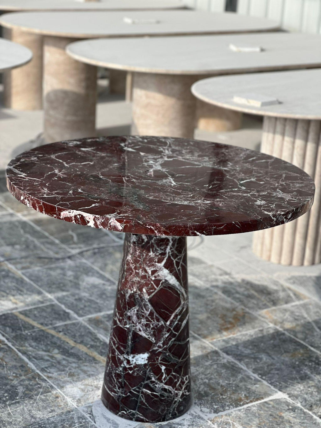 https://a.1stdibscdn.com/rosso-levanto-red-fully-marble-dining-table-round-marble-table-round-red-table-for-sale-picture-7/f_91932/f_461021321754380916922/WhatsApp_Image_2025_02_12_at_17_22_57_2__master.jpeg