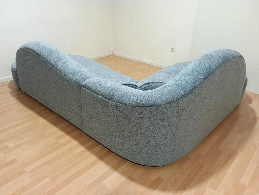 https://a.1stdibscdn.com/illusion-90-degree-corner-sofa-with-curved-silhouette-in-burnt-orange-velvet-for-sale-picture-7/f_27693/f_468615921759176049014/WhatsApp_Image_2025_03_03_at_17_00_14_master.jpeg