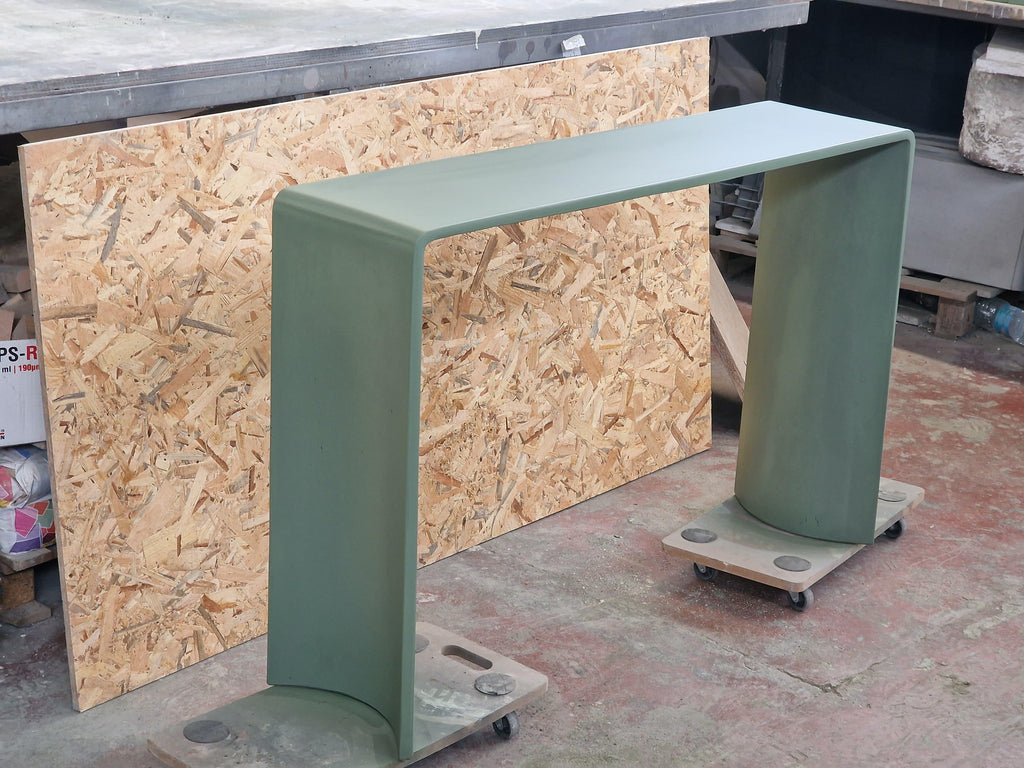 https://a.1stdibscdn.com/21st-century-tadao-alto-concrete-console-green-fir-cement-color-special-edition-for-sale-picture-2/f_38941/f_440221421741859011798/WhatsApp_Image_2025_03_13_at_09_50_04_1__master.jpeg