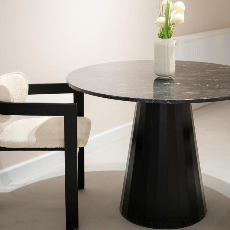 https://a.1stdibscdn.com/alexander-black-marble-dining-table-marble-top-wood-base-for-sale-picture-7/f_91932/f_450164821747211762949/WhatsApp_Image_2025_05_13_at_17_24_10_5__master.jpeg?width=768