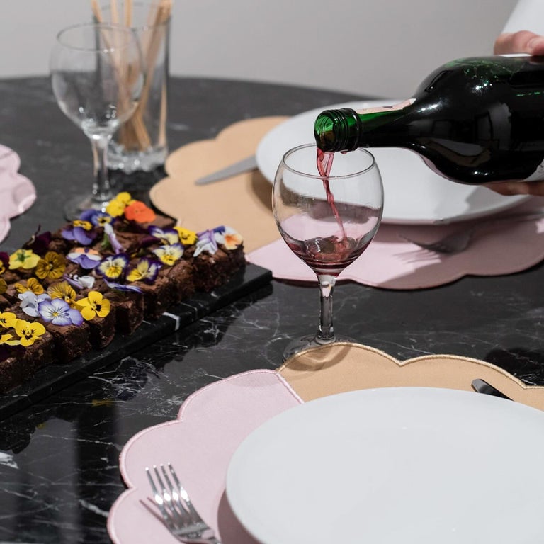 https://a.1stdibscdn.com/alexander-black-marble-dining-table-marble-top-wood-base-for-sale-picture-8/f_91932/f_450164821747211769183/WhatsApp_Image_2025_05_13_at_17_24_10_6__master.jpeg?width=768