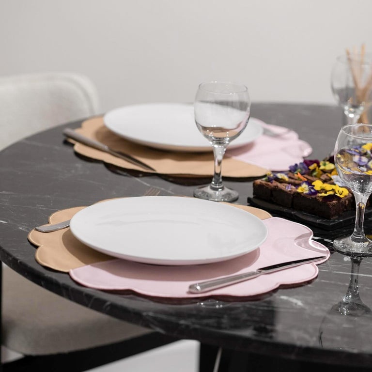 https://a.1stdibscdn.com/alexander-black-marble-dining-table-marble-top-wood-base-for-sale-picture-10/f_91932/f_450164821747211769068/WhatsApp_Image_2025_05_13_at_17_24_10_8__master.jpeg?width=768
