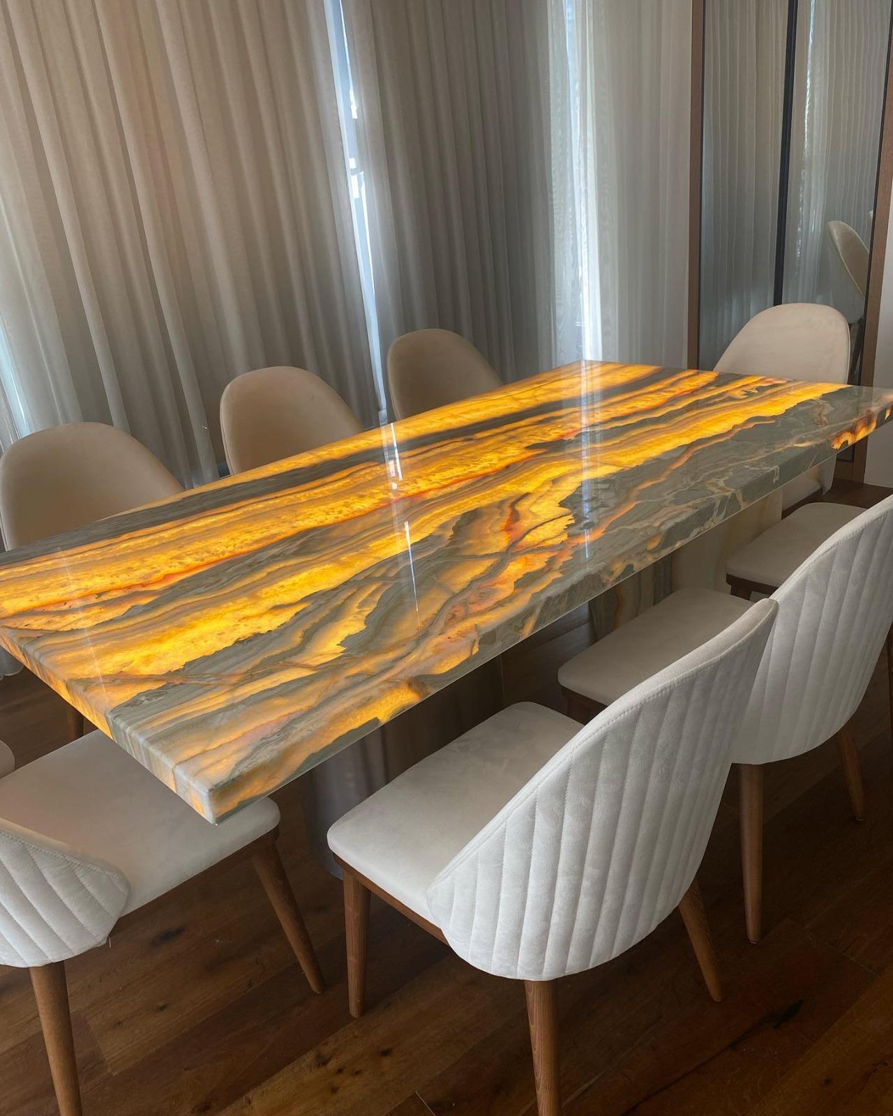 https://a.1stdibscdn.com/onyx-marble-dining-table-translucent-marble-dining-table-marble-dining-table-for-sale-picture-3/f_91932/f_450886821747660920186/WhatsApp_Image_2025_05_14_at_15_04_43_master.jpeg