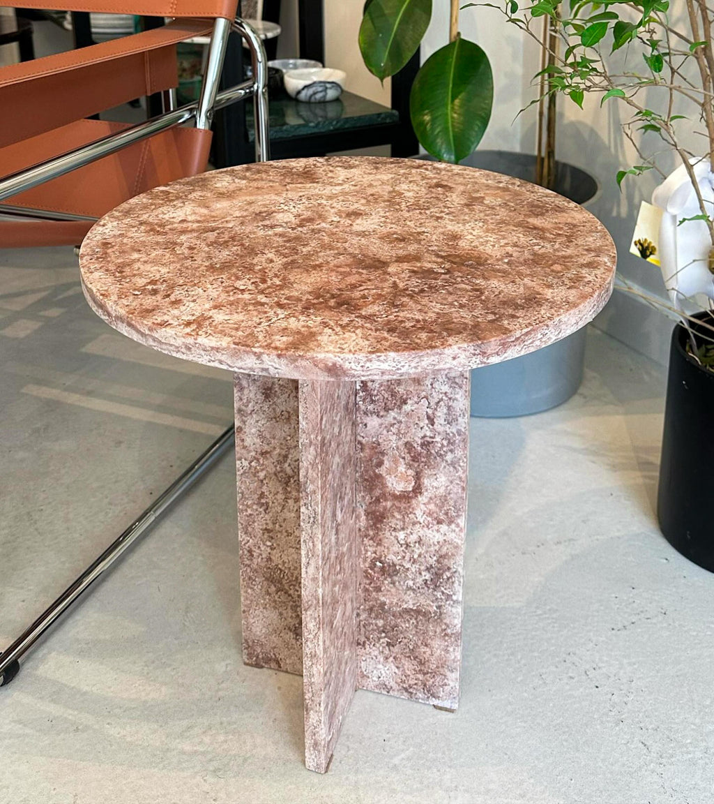 https://a.1stdibscdn.com/red-travertine-coffee-table-red-marble-side-table-marble-end-table-for-sale-picture-7/f_91932/f_450227821747233892810/WhatsApp_Image_2025_05_14_at_17_40_27_1__master.jpeg