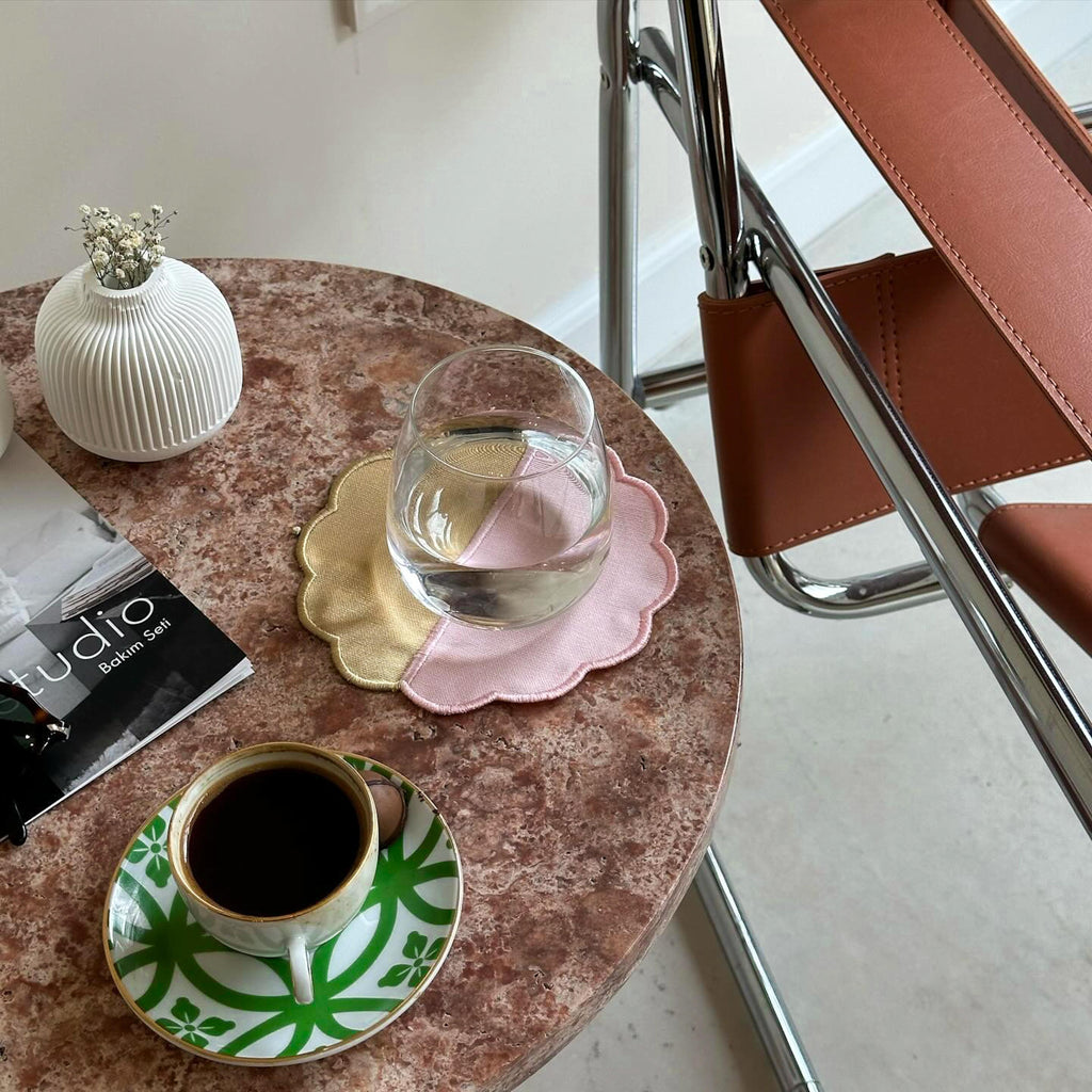 https://a.1stdibscdn.com/red-travertine-coffee-table-red-marble-side-table-marble-end-table-for-sale-picture-5/f_91932/f_450227821747233892990/WhatsApp_Image_2025_05_14_at_17_40_27_5__master.jpeg