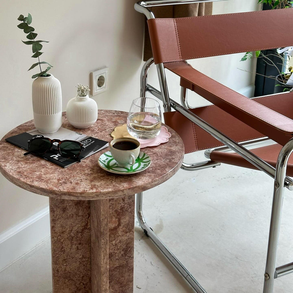 https://a.1stdibscdn.com/red-travertine-coffee-table-red-marble-side-table-marble-end-table-for-sale-picture-6/f_91932/f_450227821747233900746/WhatsApp_Image_2025_05_14_at_17_40_27_6__master.jpeg